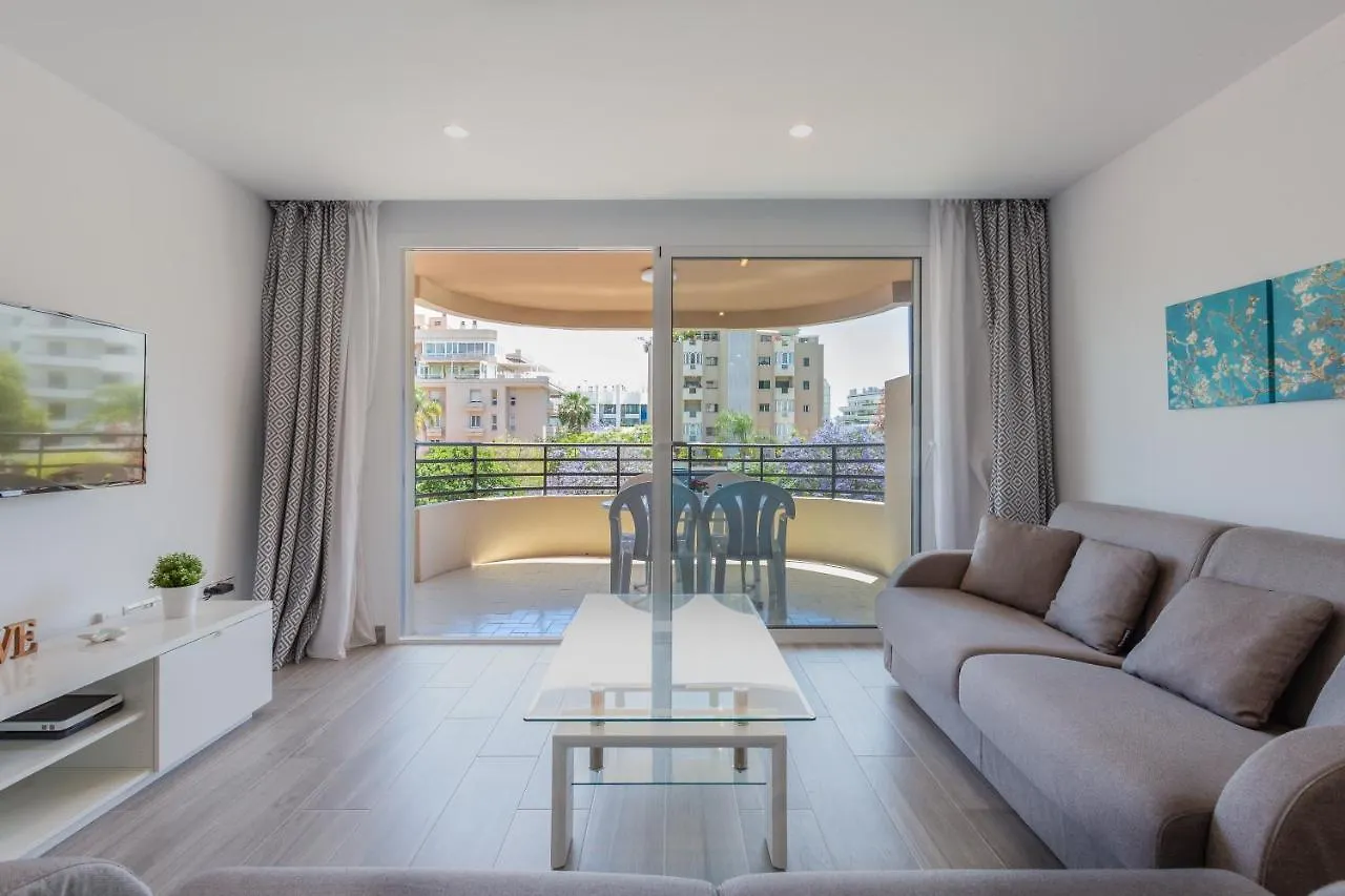 Marbella Suites Apartment