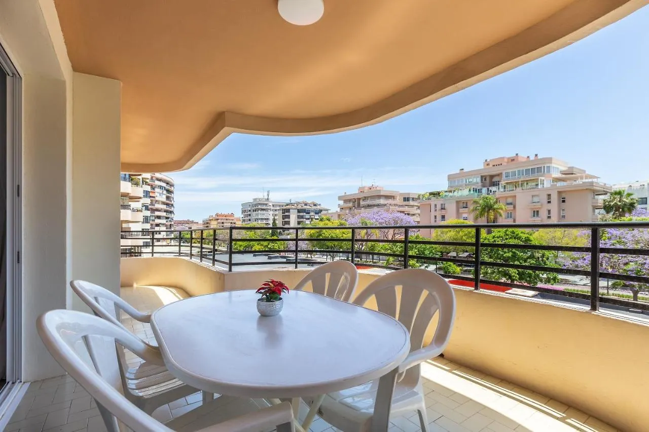 Marbella Suites Apartment